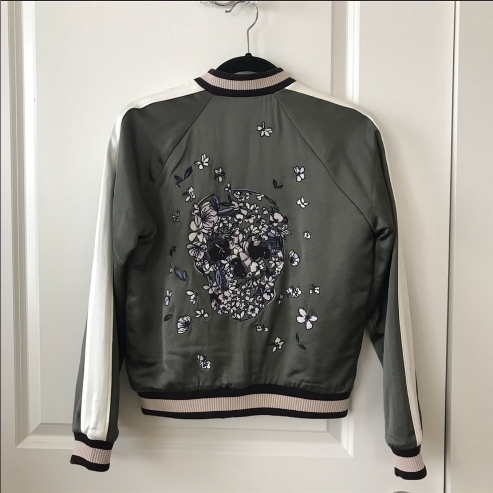 Aritzia Talula courtney floral bomber jacket
